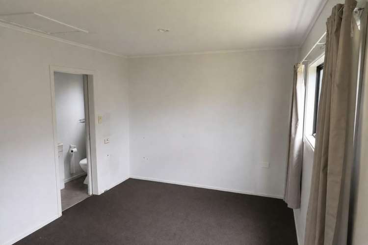A/22 Anzac Street Gisborne_4