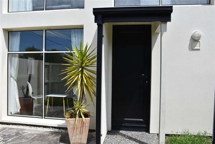 1/345 Armagh Street Linwood_2