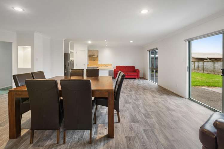 8 Athenree Heights Athenree_8