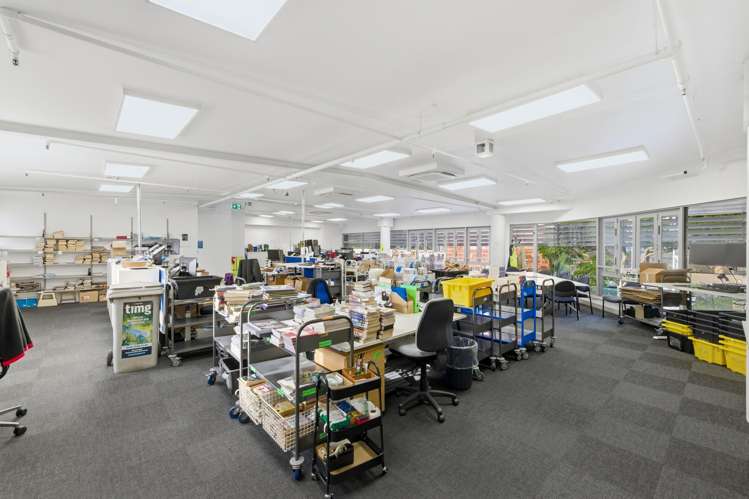 21 Devonport Road Tauranga Central_10