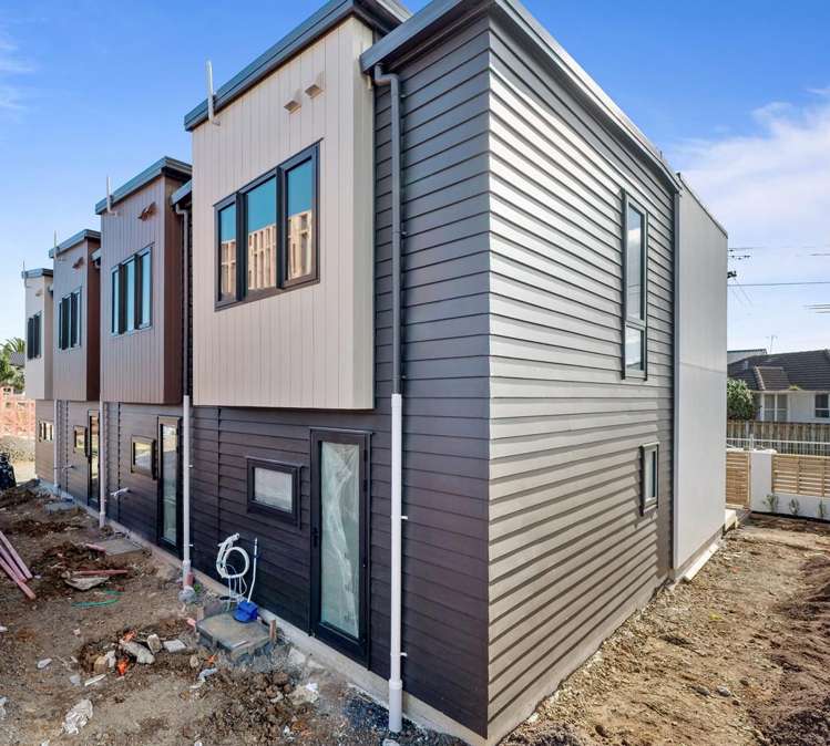 7/17-23 Von Sturmer Mangere East_9