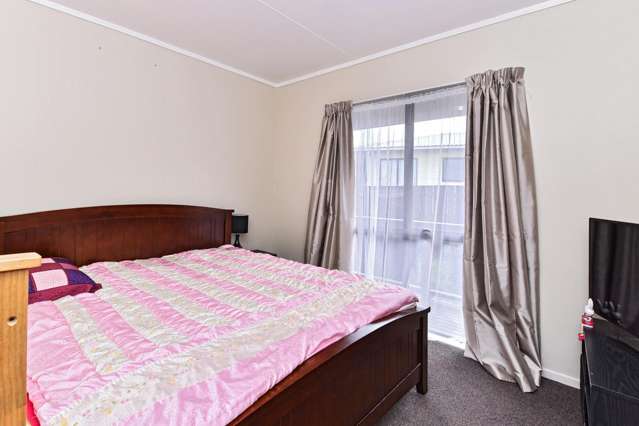 2/98 Shifnal Drive Randwick Park_4