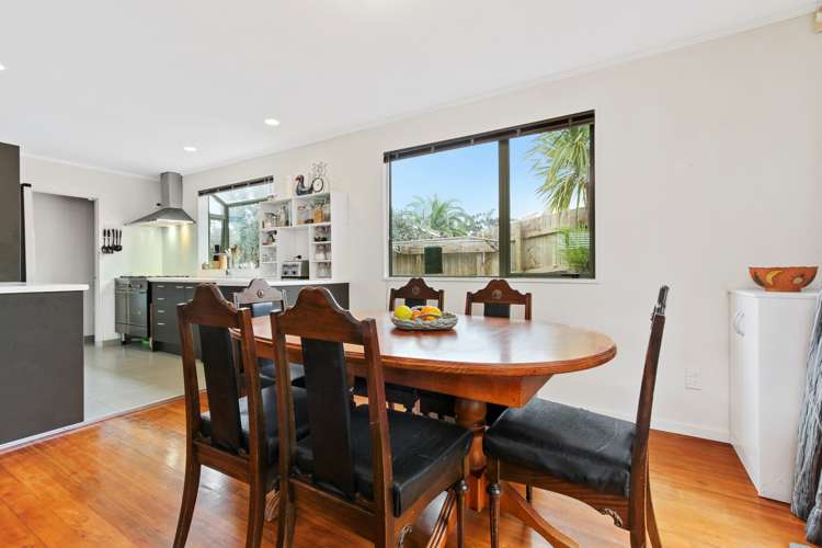 4 Skybird Place Glen Eden_6