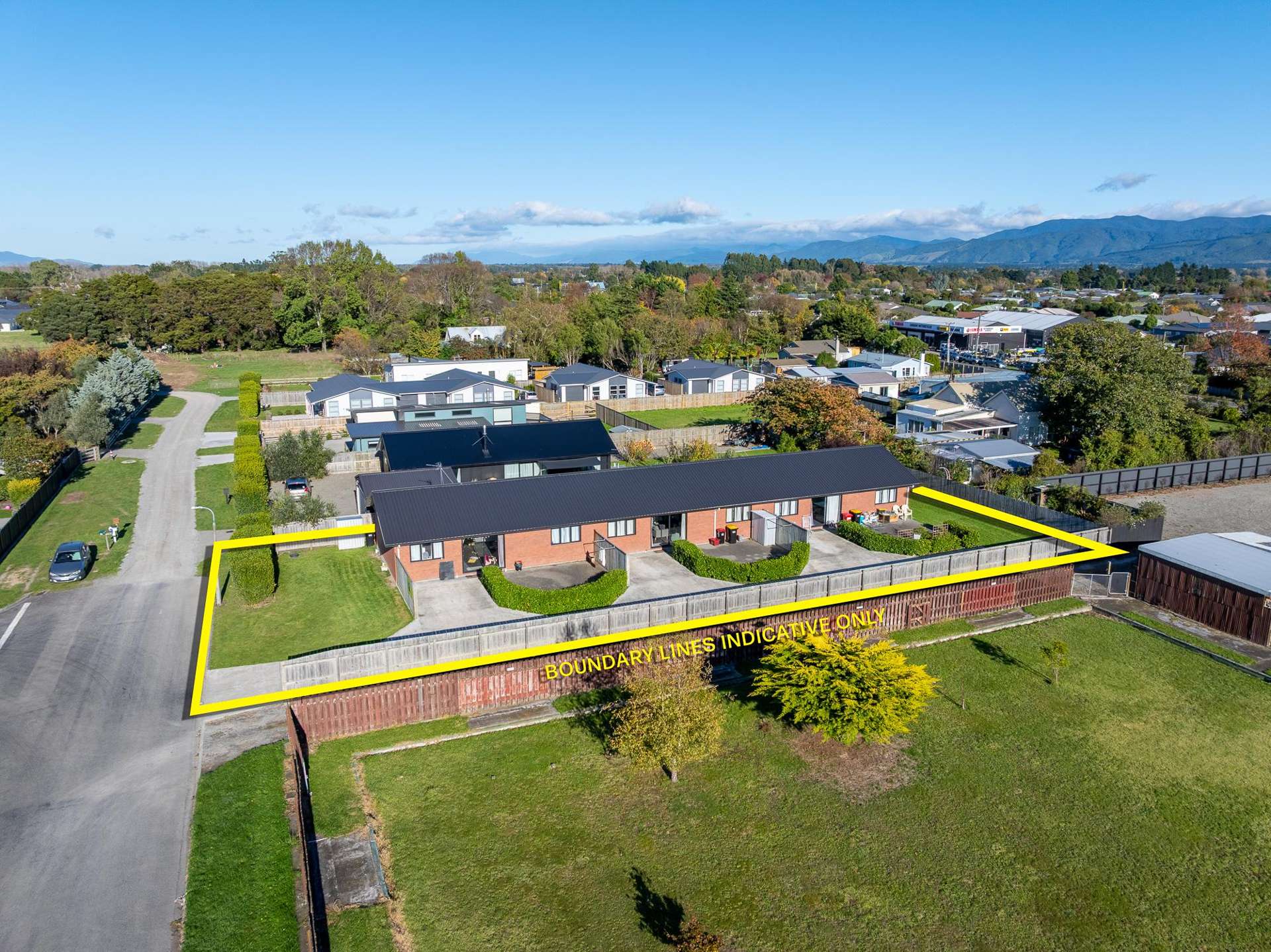 6/a,b,c Brown Avenue, Carterton_0