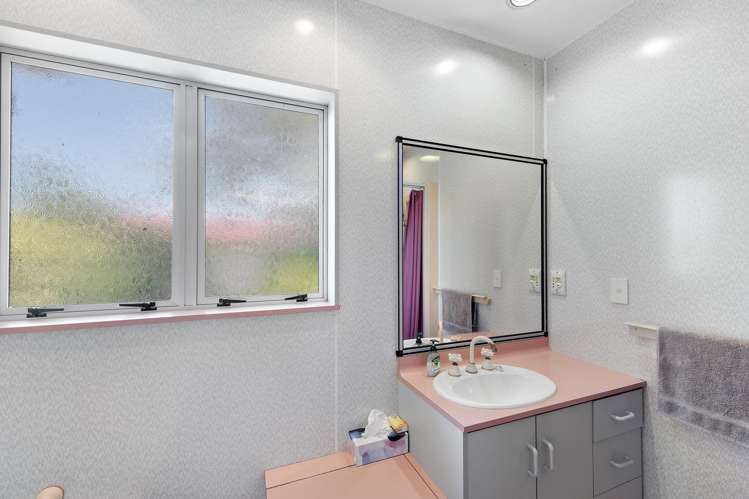 16 Oakland Street Mataura_15