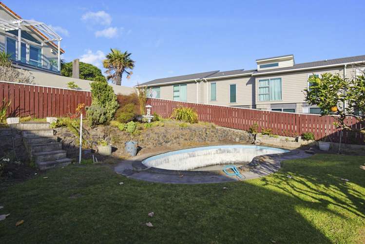 5 Marine Parade Paraparaumu Beach_24