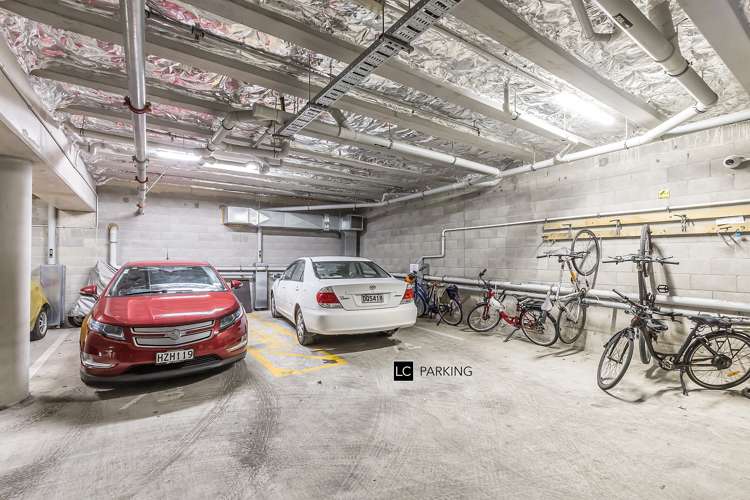 E106/28 Torrens Terrace Mount Cook_13