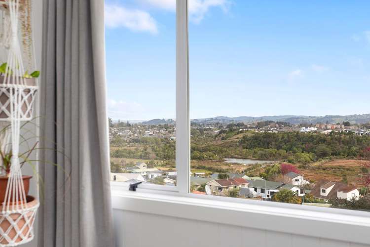 77 Anne Road Bellevue_17