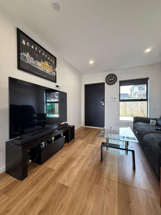 B/15 Tomlinson Street, Hillpark Manurewa_1