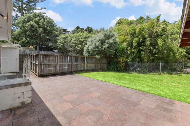 2/8 Kelly Place Cockle Bay_18