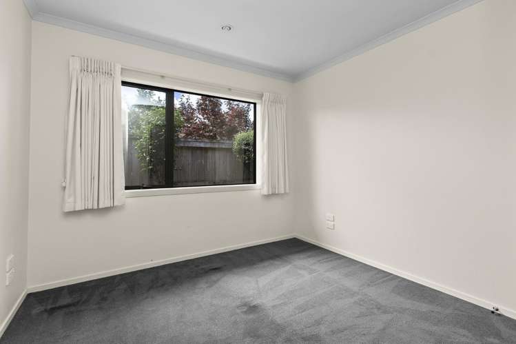 22 Whitney Place 2612_13