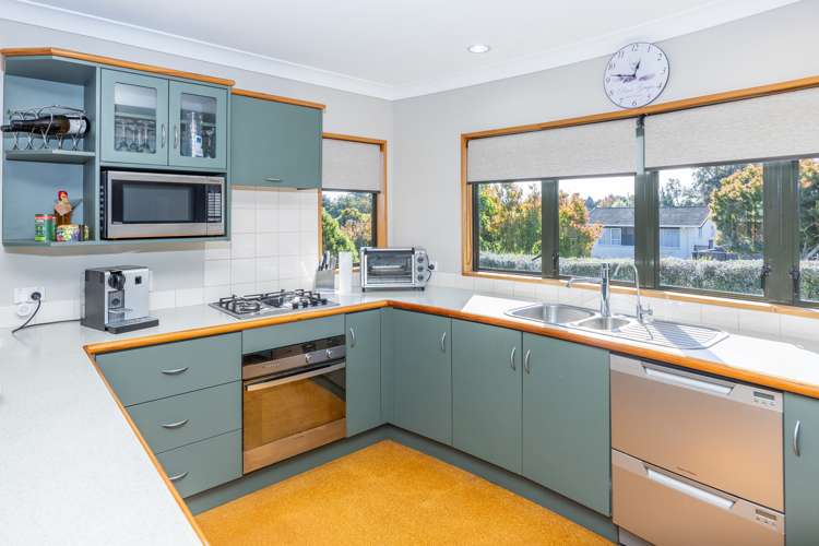 1 Sunnyhills Avenue Glenview_8