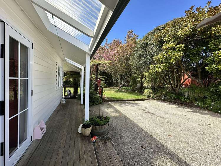 195 Sale Street Hokitika_15