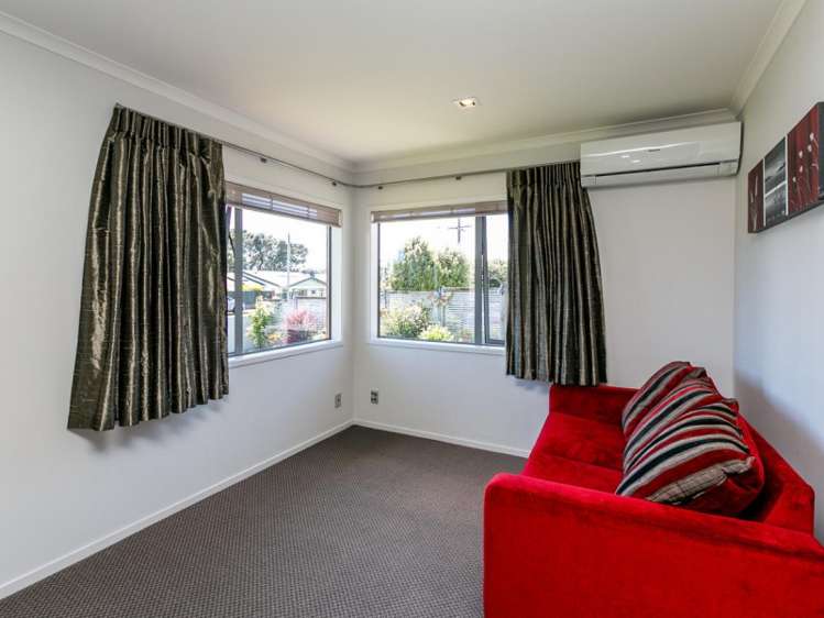 11 Dorset Avenue Westown_9