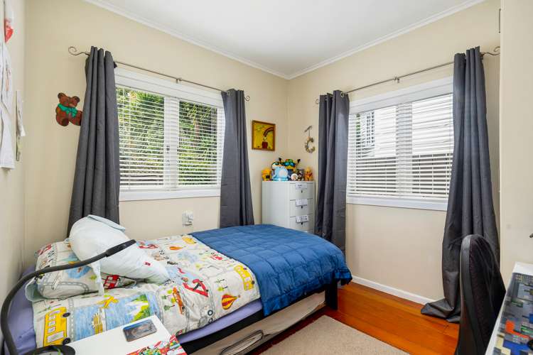 18 Vinter Terrace Mount Albert_12