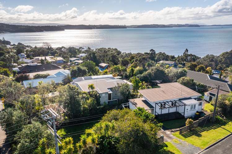 1 Woodlands Avenue Snells Beach_35