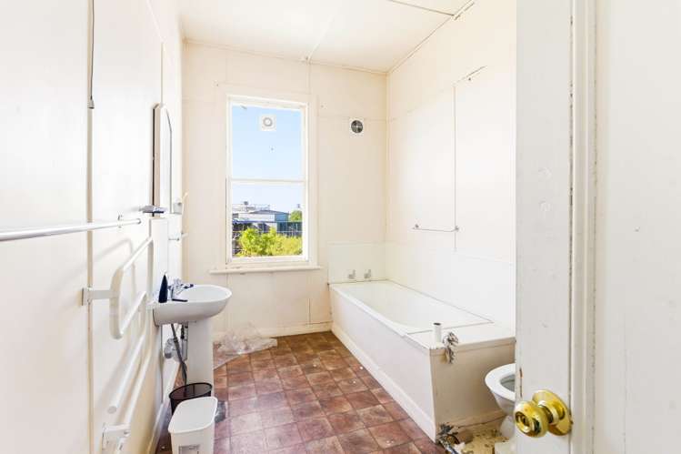 76 London Street Dunedin Central_17