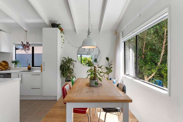 216B Meola Road Point Chevalier_7