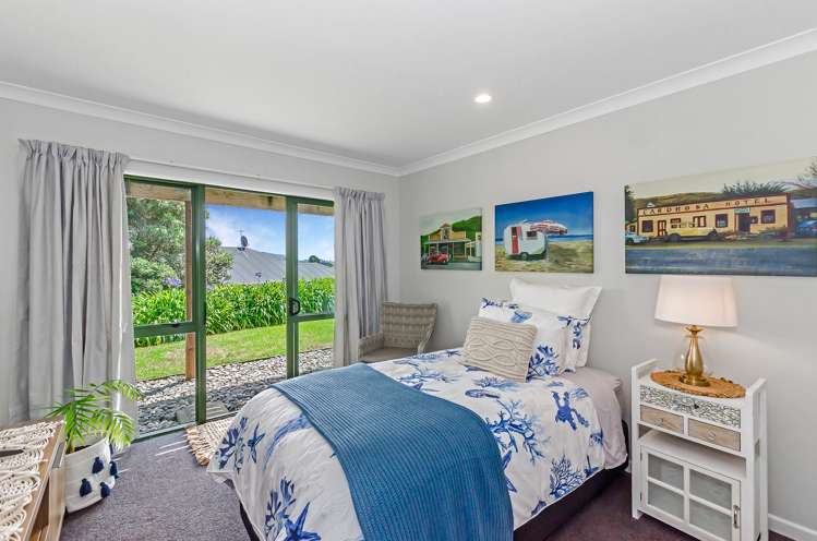 56 Kakariki Grove Waikanae_24