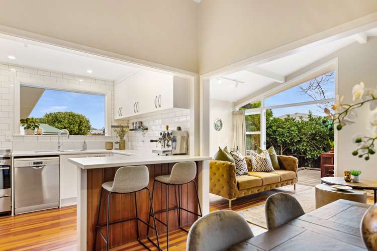 28 Graham Avenue Te Atatu Peninsula_6