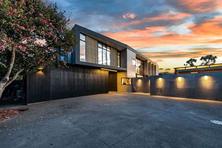 9 Walnut Avenue Strowan_52