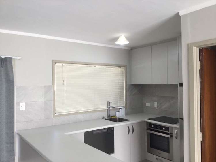 3/2 Vodanovich Road Te Atatu South_4