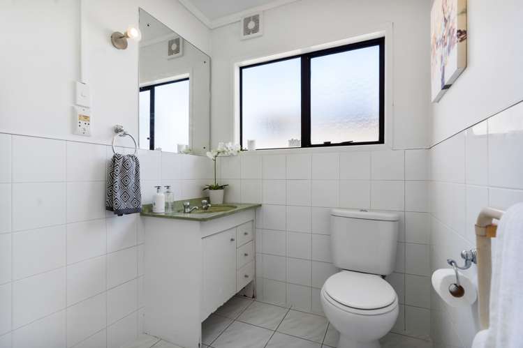 2/6a Fir Street Waterview_21