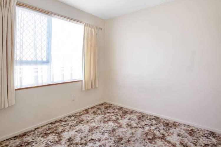 1/61A Strathfield Avenue Dallington_7