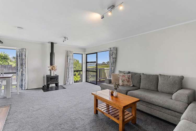 44a Wharf Road Clarks Beach_15