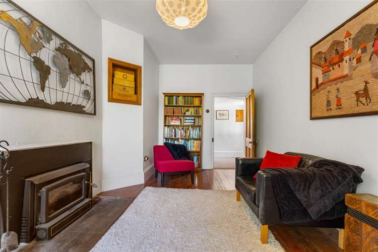 77 Covent Drive Stoke_22