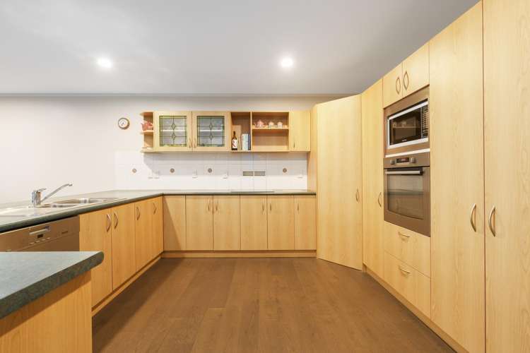 23 Tirohunga Drive Henderson_16