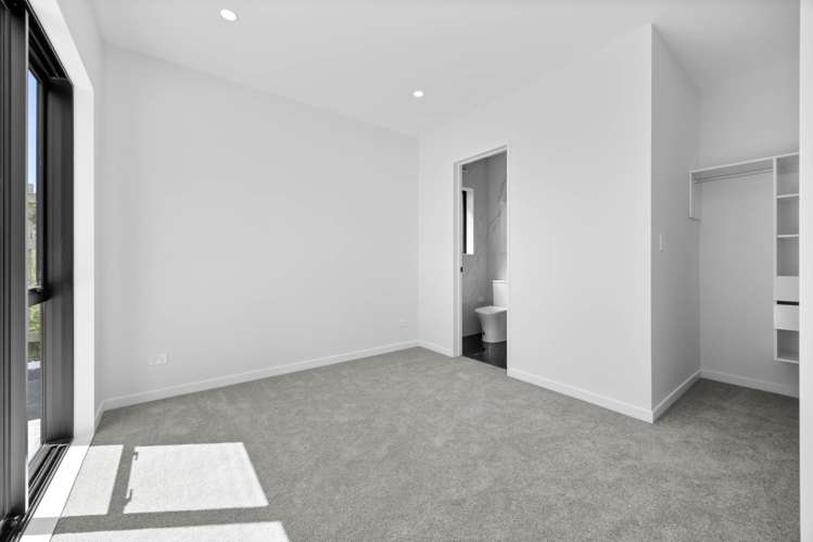 26 Furlough Road Opaheke_10