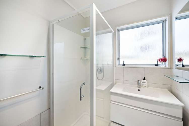 29 Pukeroa Place Papakura_17