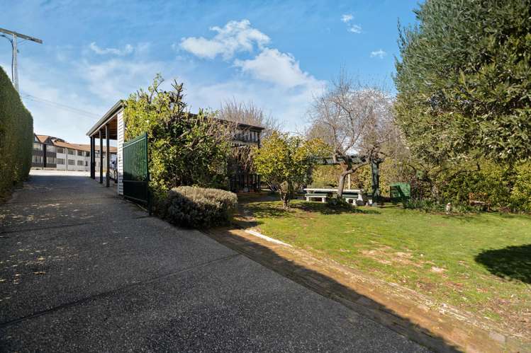 5 Hobart Street Queenstown_24