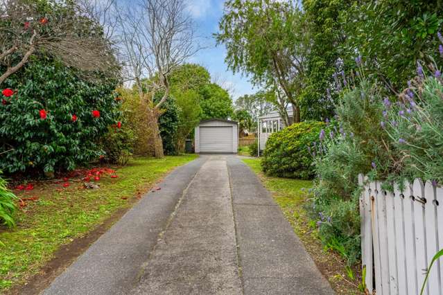 14 Shearwater Street One Tree Point_4