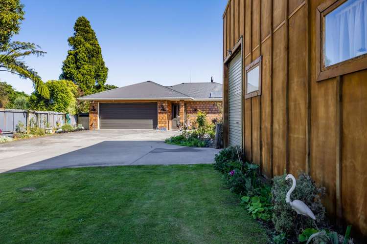 69 Egmont Street Hawera_32