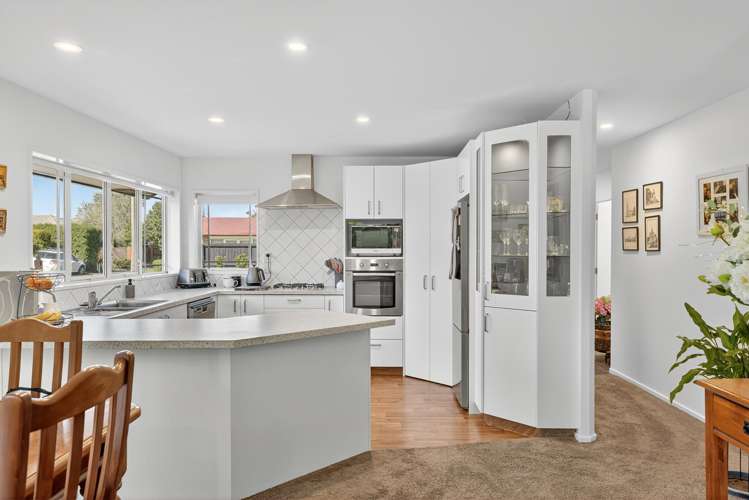 4 Windward Lane Bromley_22