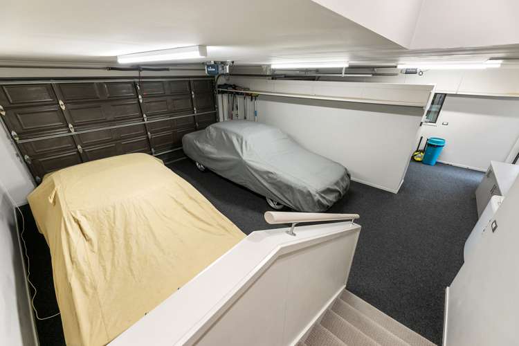 9 Merlot Drive Pyes Pa_32