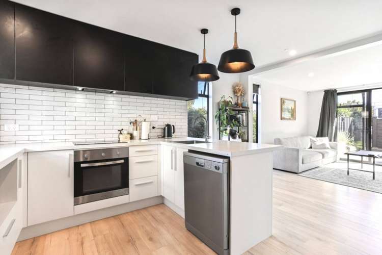 1/8 New Brighton Road_0