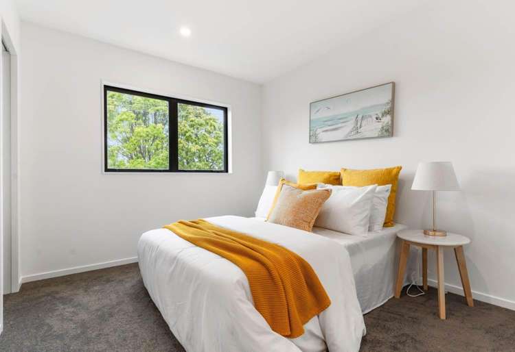 6 Peara Place 11401_5