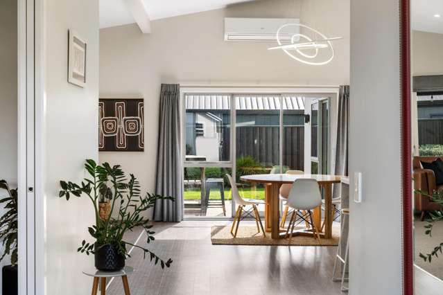 42 Arbuckle Road Frimley_2