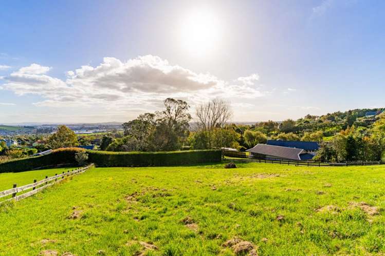 236 Point View Drive East Tamaki Heights_13