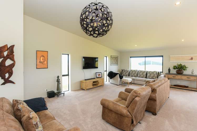 71 Pirau Road Fernhill_14