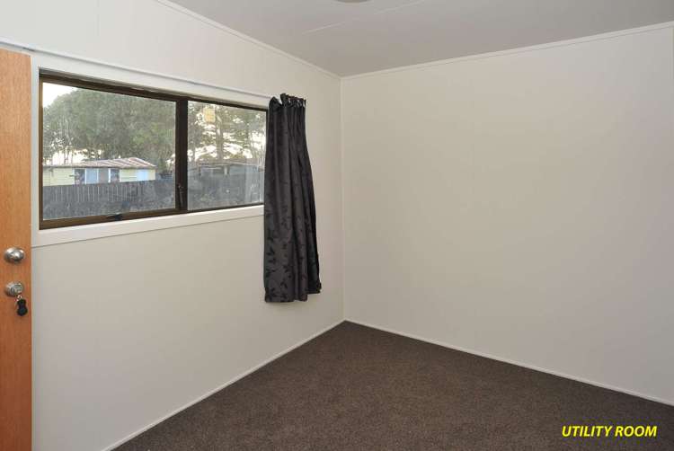 85 Blake Road Mangere East_6