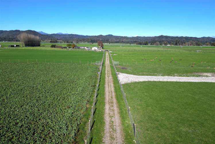 4357 State Highway 7 Totara Flat_26