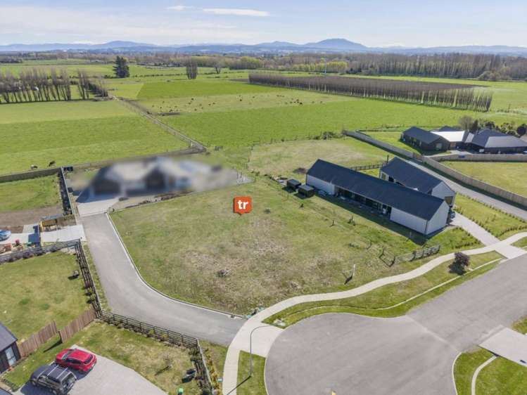84 Queens Avenue Waikuku Beach_1