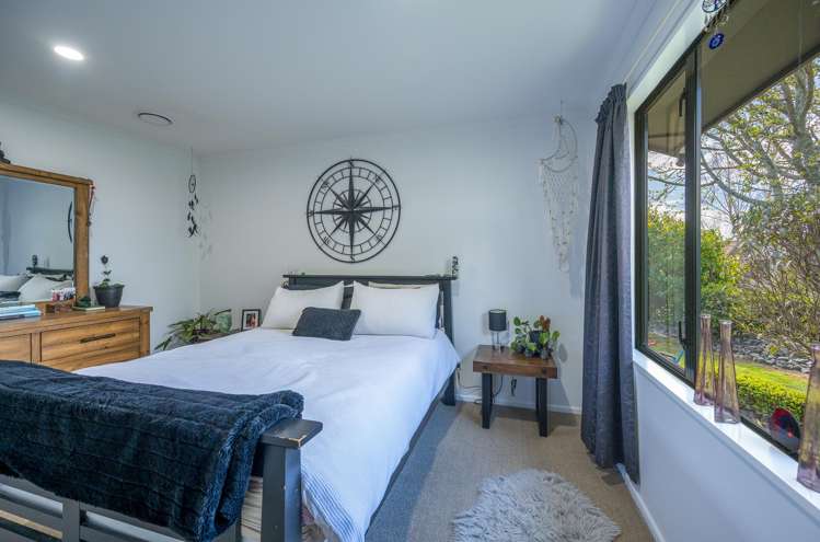 6 Saint James Avenue Richmond_14