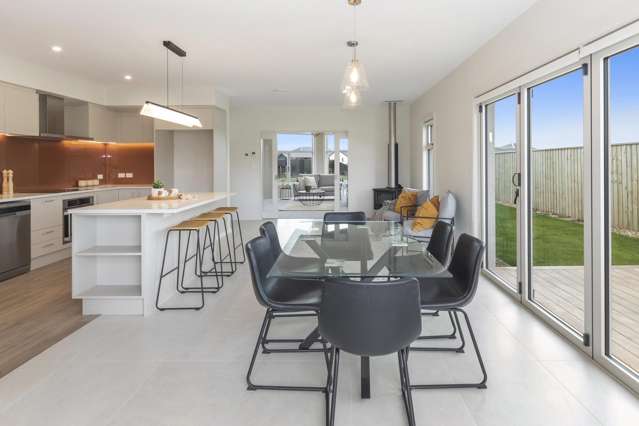 48 Candlesticks Crescent Lincoln_4