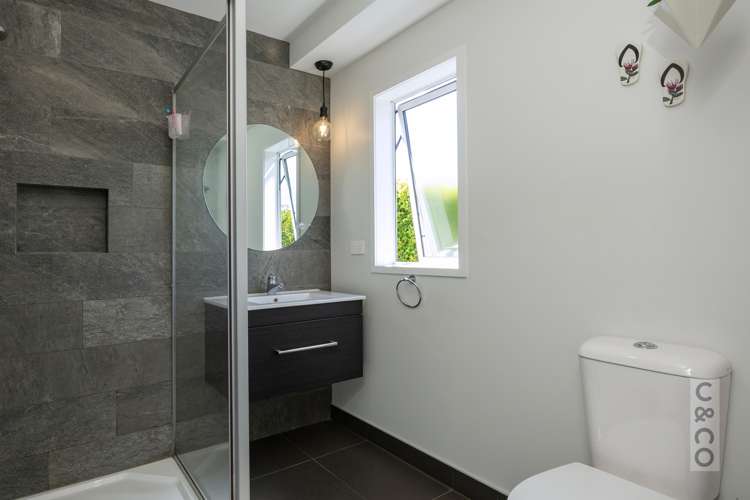 77a Pohutukawa Parade Riverhead_25