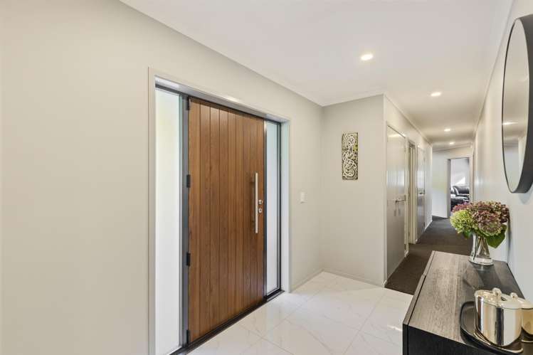 1216 Egmont Road Egmont Village_8